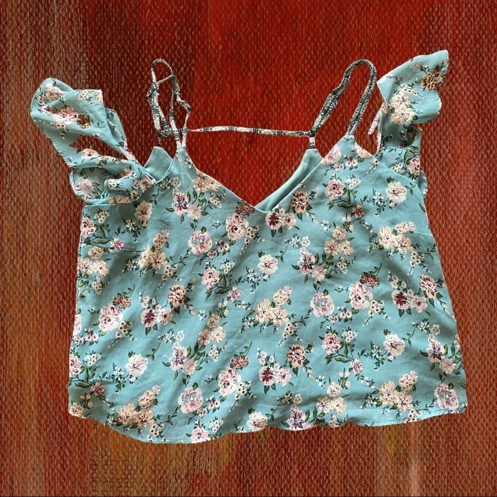 XHILIRATION Women’s Crop Top